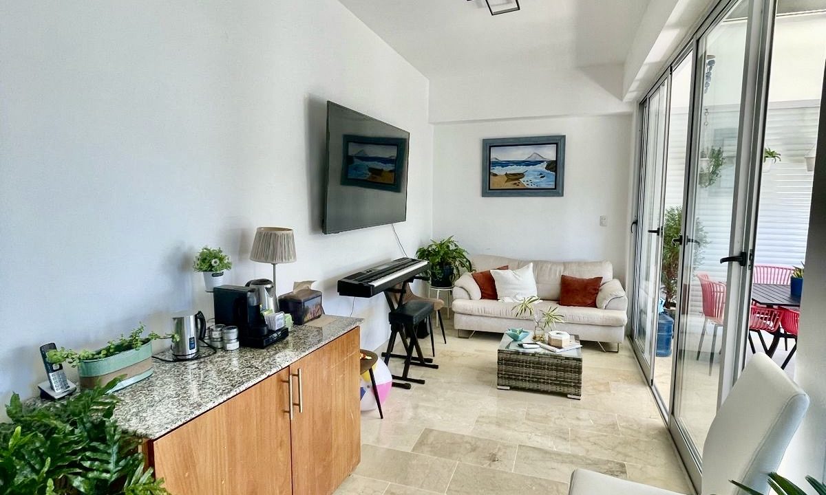 3edb7185-451b-4db3-b84e-b93c544ae766