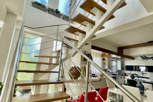 67d0925f-6a0e-452e-b802-da922b689c9e