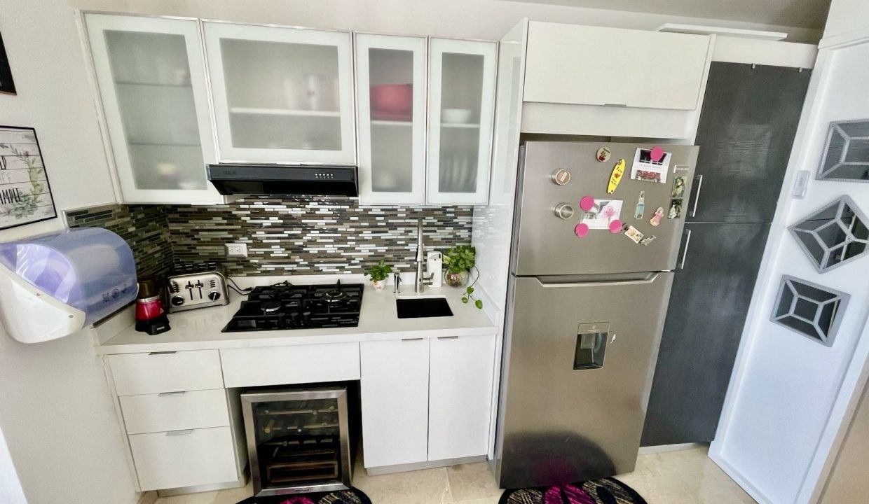 7b711a00-5e99-441b-947a-4ae769ff0510