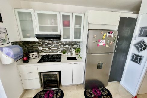 7b711a00-5e99-441b-947a-4ae769ff0510