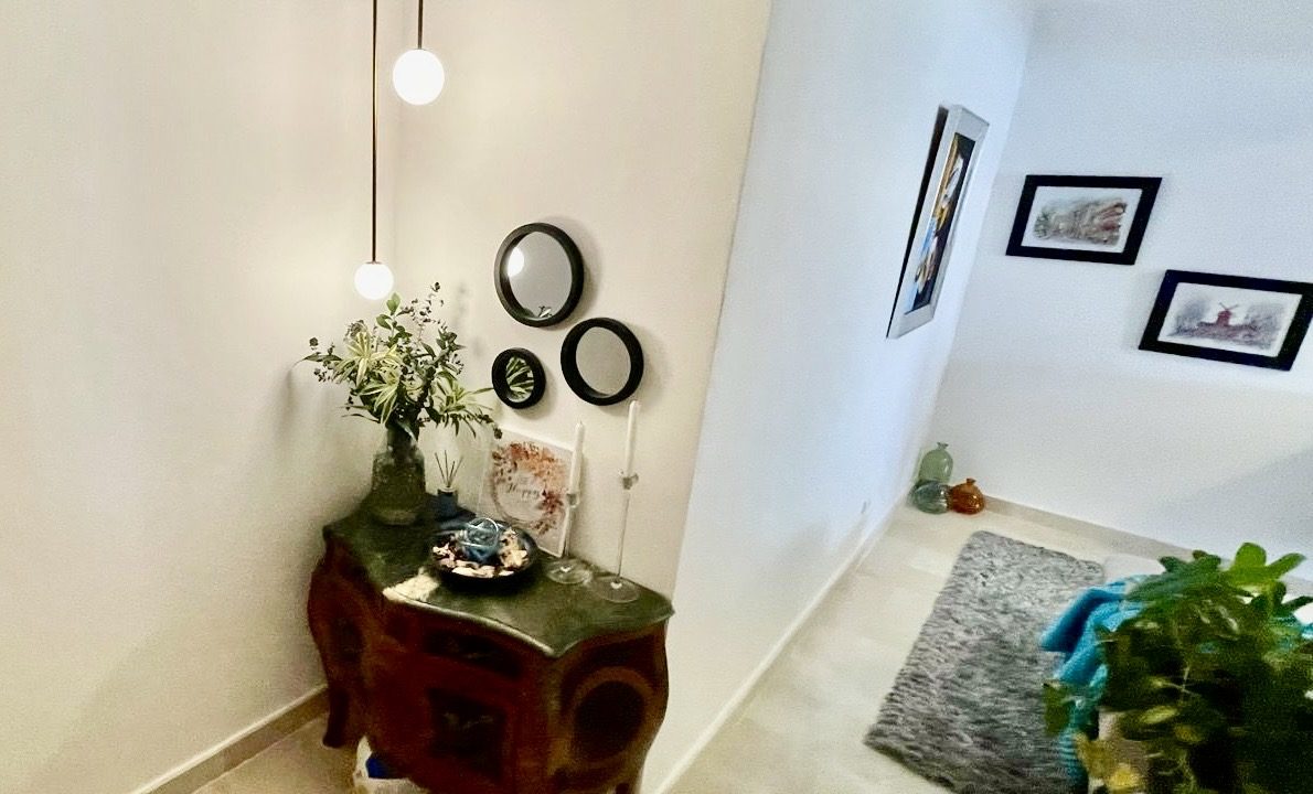 7f25d14f-0419-421f-add0-dd5a185b03f2