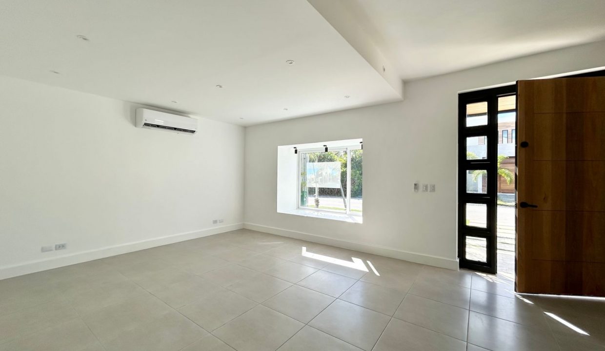 WhatsApp Image 2024-03-14 at 4.12.42 PM (1)